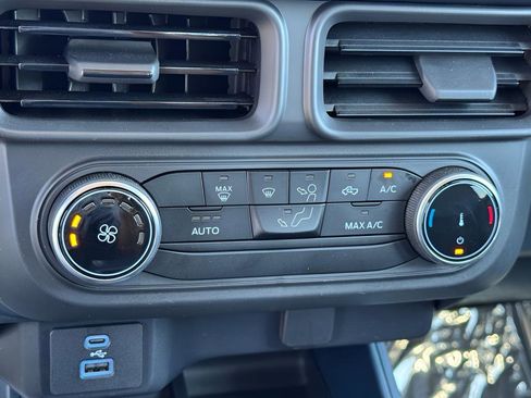 Used 2023 Ford Maverick XL FWD image 19