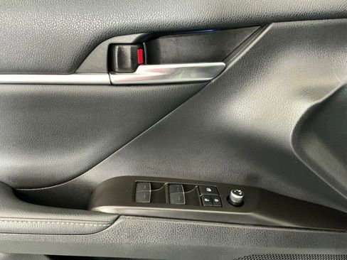 Used 2021 Toyota Camry XSE FWD image 19