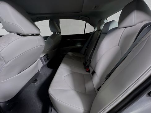 Used 2024 Toyota Camry XLE w/ Navigation Package image 29