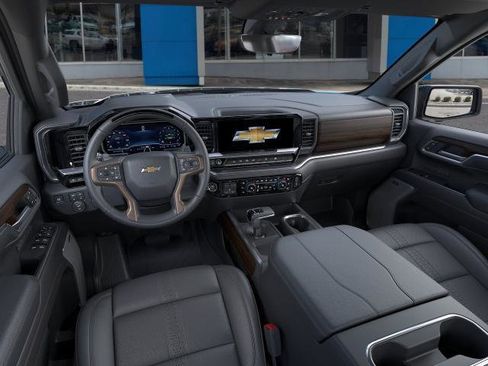 New 2026 Chevrolet Silverado 1500 High Country AWD/4WD image 15