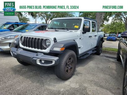 Used 2024 Jeep Gladiator Sport