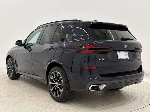 Certified 2025 BMW X5 xDrive50e w/ M Sport Package AWD/4WD image 3