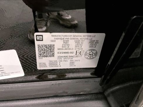 Used 2022 GMC Acadia Denali w/ GMC Pro Grade Package AWD/4WD image 42