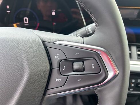 New 2026 Chevrolet Trax LT w/ Sunroof Package image 19