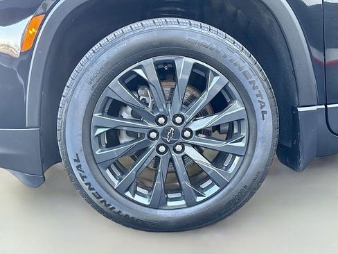 Used 2023 Chevrolet Traverse RS w/ LPO, Floor Liner Package AWD/4WD image 34