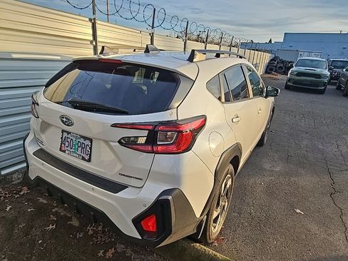 Used 2024 Subaru Crosstrek 2.5i Limited w/ Popular Package #4A image 3