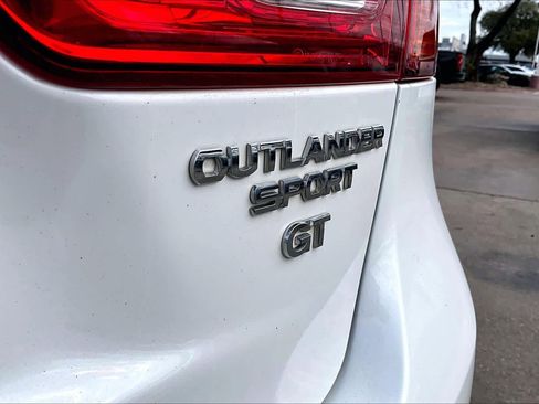 Used 2017 Mitsubishi Outlander Sport GT image 9