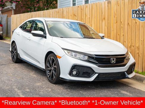 Used 2017 Honda Civic Sport image 3