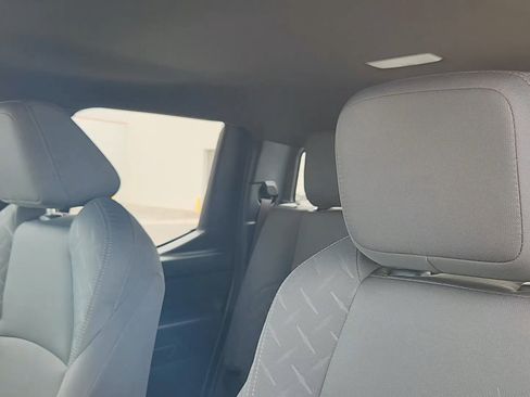 Used 2025 Toyota Tacoma SR5 image 9