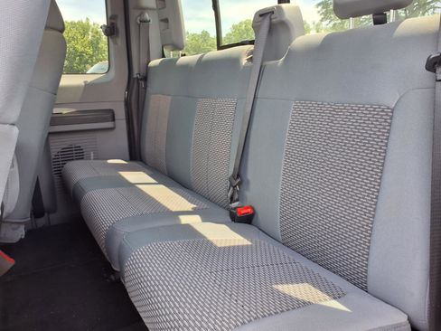 Used 2011 Ford F350 XLT w/ XLT Premium Pkg AWD/4WD image 6
