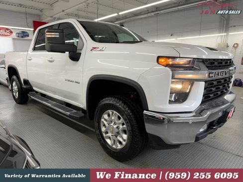 Used 2023 Chevrolet Silverado 2500 LT w/ Convenience Package AWD/4WD image 5