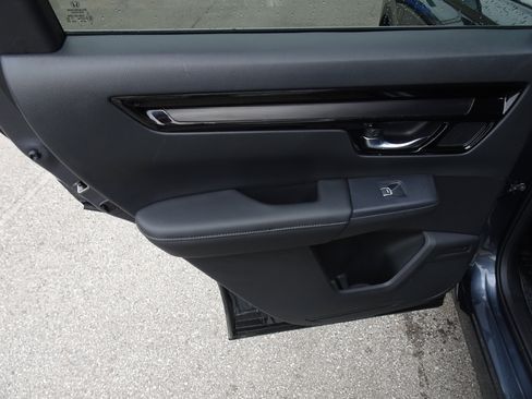 Used 2025 Honda CR-V EX-L image 16