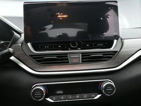 New 2025 Nissan Altima 2.5 SV w/ SV Special Edition Package image 17