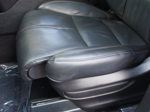 Used 2024 Lincoln Aviator Reserve w/ Equipment Group 201A RWD image 23
