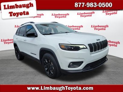 Used 2023 Jeep Cherokee Altitude Lux