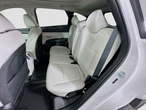 New 2026 Hyundai Tucson Limited image 17