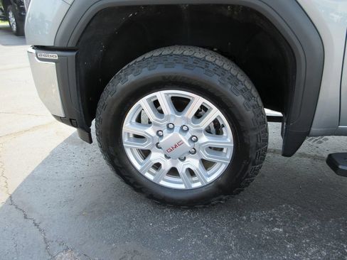 Certified 2024 GMC Sierra 2500 SLE w/ SLE Value Package; AWD/4WD image 16