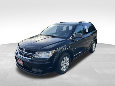 Used 2020 Dodge Journey SE w/ SE Popular Equipment Group FWD image 11