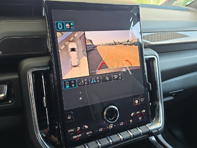 New 2026 GMC Yukon Elevation AWD/4WD image 16
