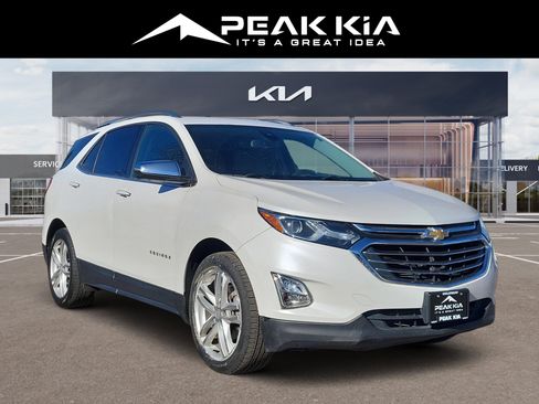Used 2018 Chevrolet Equinox Premier image 1