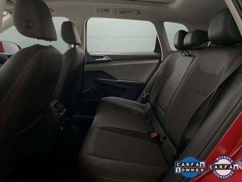 Used 2024 Volkswagen Taos SE image 72