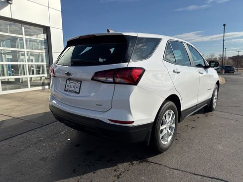 Certified 2024 Chevrolet Equinox LS image 9