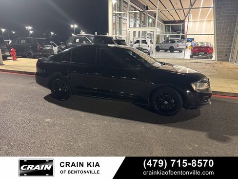 Used 2018 Volkswagen Jetta S image 11