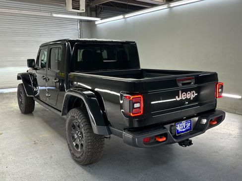 Used 2022 Jeep Gladiator Mojave w/ LED Lighting Group AWD/4WD image 8