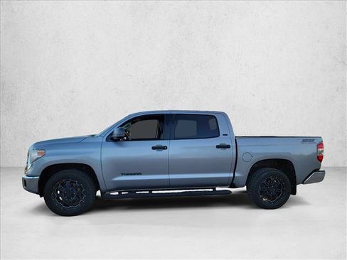 Used 2016 Toyota Tundra SR5 w/ SR5 Upgrade Package RWD image 8