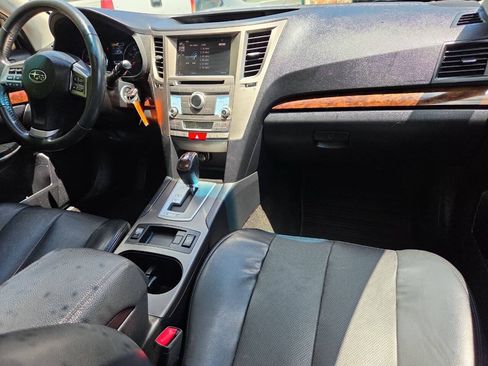 Used 2014 Subaru Legacy 2.5i Limited AWD/4WD image 22