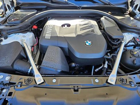 Used 2026 BMW 530i w/ Premium Package RWD image 17