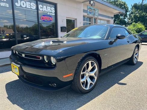 Used 2016 Dodge Challenger R/T Plus RWD image 5