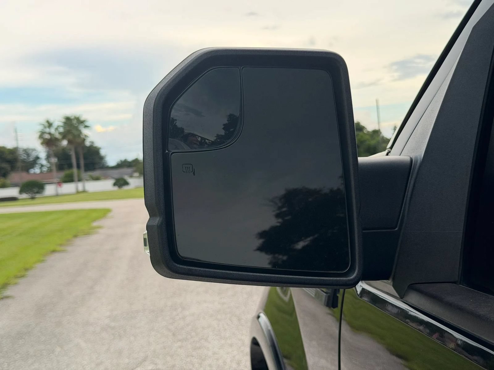 Used 2018 Ford F150 XLT w/ Equipment Group 301A Mid AWD/4WD image 24