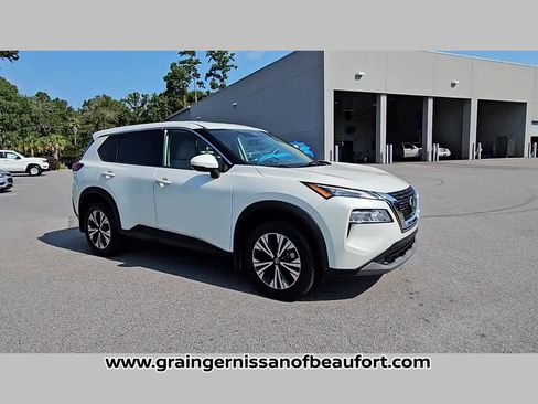 Used 2021 Nissan Rogue SV image 17