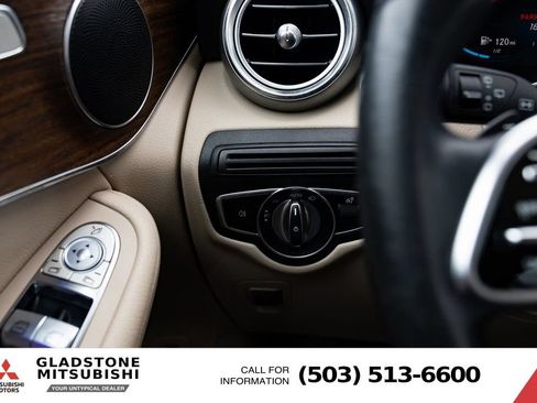 Used 2022 Mercedes-Benz GLC 300 4MATIC image 14