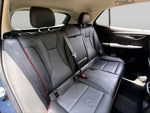 Used 2022 Buick Envision Essence w/ Sport Touring Package FWD image 18