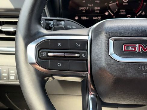 Used 2025 GMC Terrain Elevation AWD/4WD image 12