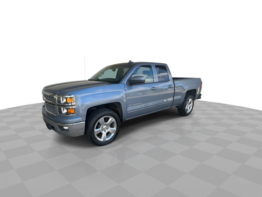 Used 2015 Chevrolet Silverado 1500 LT w/ LT Convenience Package AWD/4WD image 4