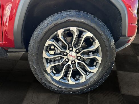 Used 2026 GMC Canyon Denali AWD/4WD image 10