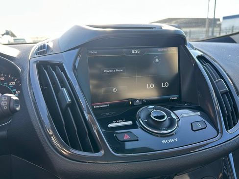 Used 2014 Ford Escape Titanium w/ Equipment Group 401A FWD image 24