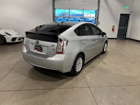 Used 2012 Toyota Prius Four image 3