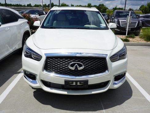 Used 2018 INFINITI QX60 FWD w/ Premium Plus Package image 2