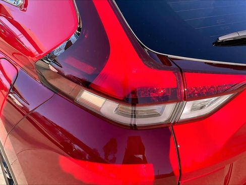 Used 2024 Mitsubishi Eclipse Cross SE image 28