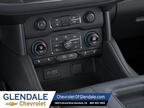 New 2024 Chevrolet Suburban LT AWD/4WD image 23