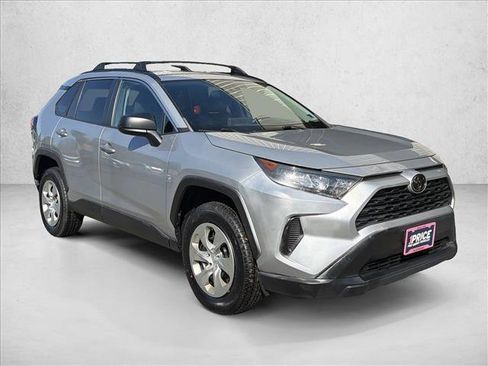 Used 2020 Toyota RAV4 LE w/ All Weather Liner Package FWD image 3