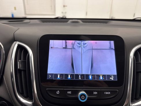 Used 2020 Chevrolet Equinox Premier image 29