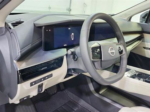 Certified 2025 Nissan Murano SL AWD/4WD image 10
