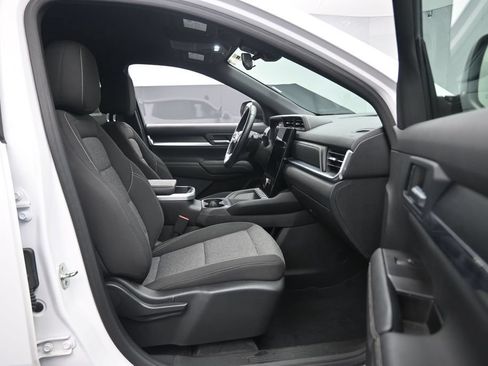 Used 2025 GMC Terrain Elevation AWD/4WD image 28