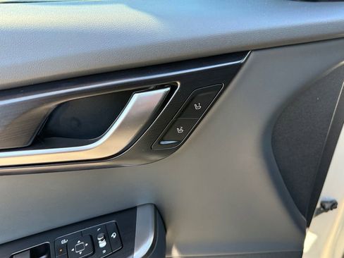 New 2025 Kia EV6 Wind image 16