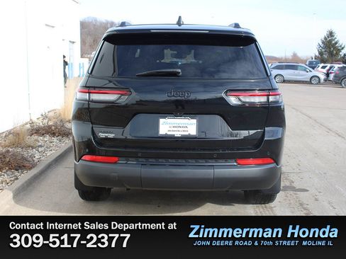 Used 2024 Jeep Grand Cherokee L Altitude image 5